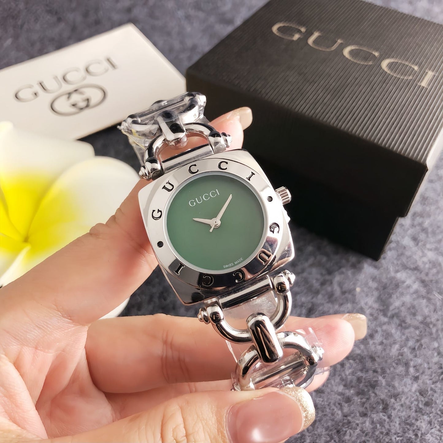 Velora Icon Watch